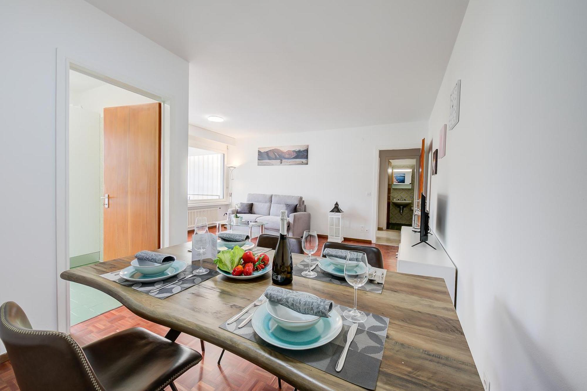 Lido Apartment - Happy Rentals Locarno Bagian luar foto